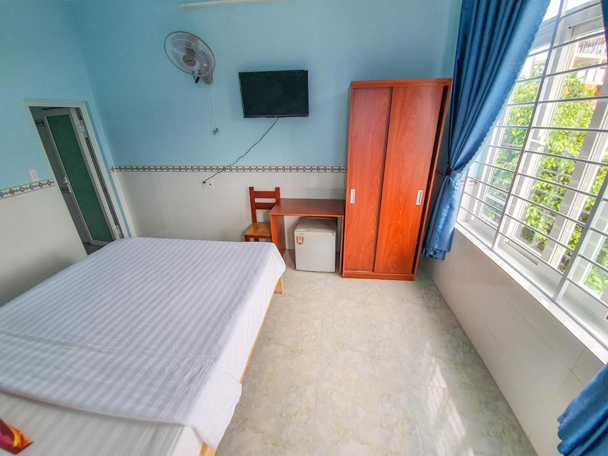 Hotel Dang Khoa Chi Khu Co Ong 外观 照片