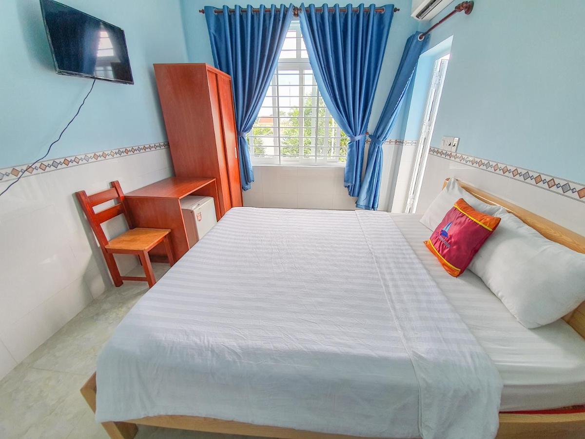 Hotel Dang Khoa Chi Khu Co Ong 外观 照片